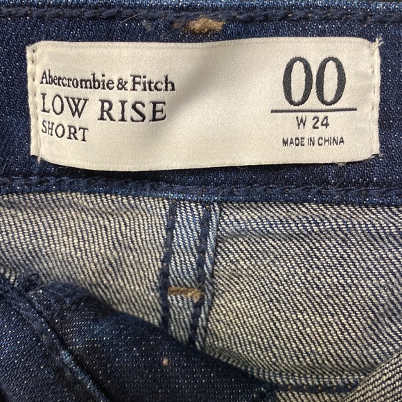 Abercrombie & Fitch, Size:00/24, Dark Wash Ripped Shorts - Picture 3 of 3